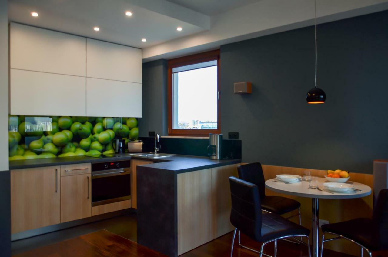 Aleja Wyscigowa 4C By Homeprime Warsaw Luaran gambar